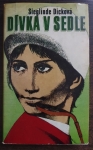 Dívka v sedle
